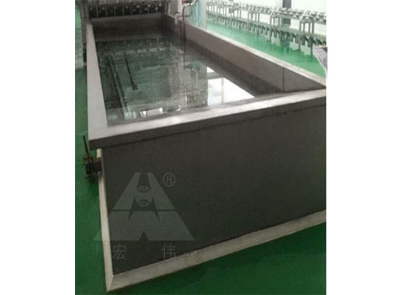 2. Tanque de escaldado de canales de cerdo para la línea de equipos de sacrificio de matadero de cerdos
